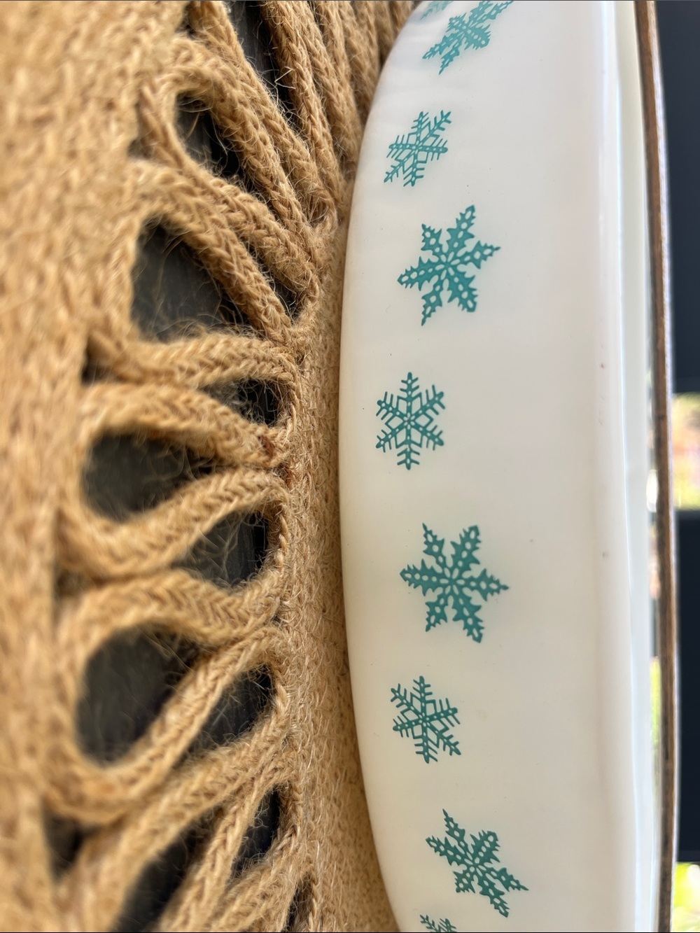 Vintage Pyrex White Casserole Dish with Teal Snowflake Pattern - Picture 4 of 4